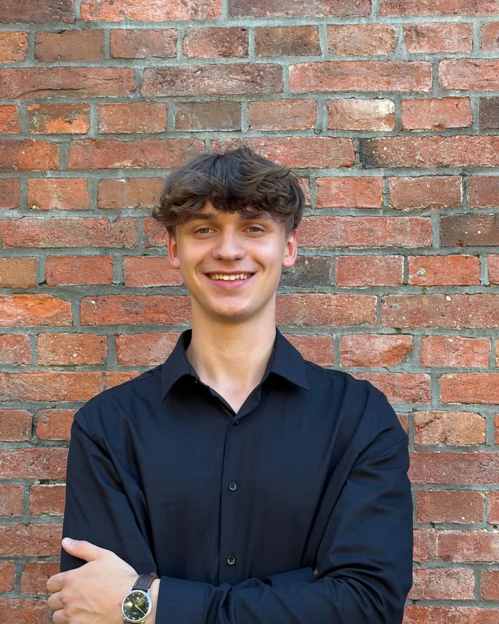Liam Hinze, Gründer · Entwicklung